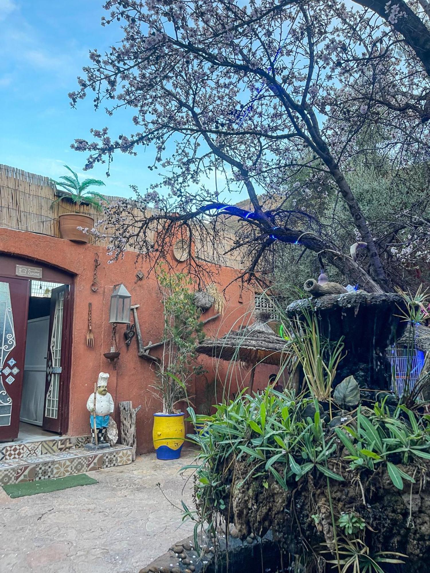 Aksri Auberge Le Refuge מראה חיצוני תמונה