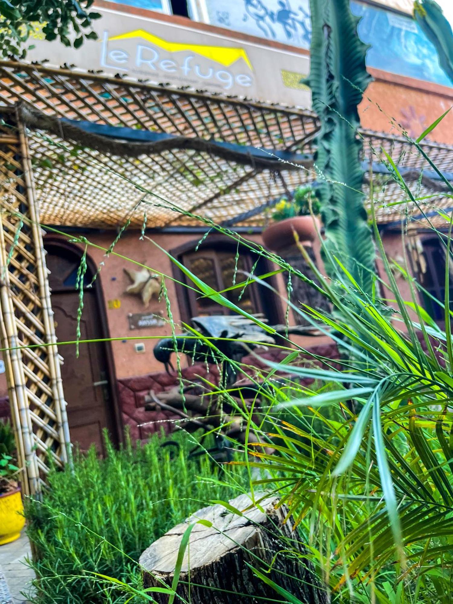 Aksri Auberge Le Refuge מראה חיצוני תמונה
